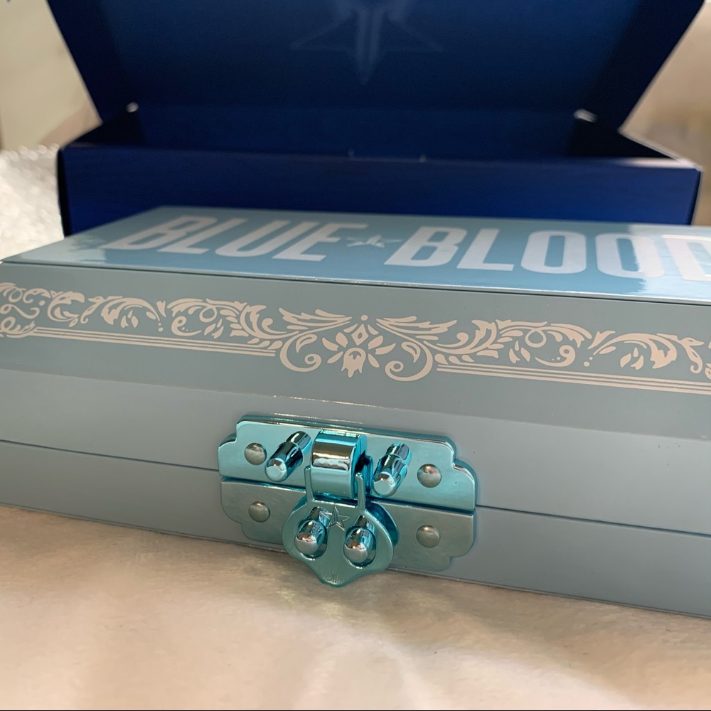 Jeffree Star Blue Blood Palette - Picture 8 of 8